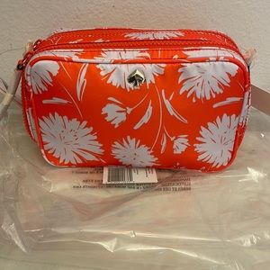 NWT Kate Spade small camera bag.